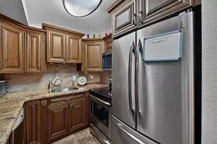 2901 NW 47th Terrace, Lauderdale Lakes, FL 33313 - Photo 7