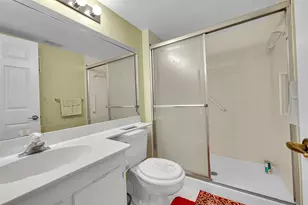 10369 NW 24th Pl, Sunrise, FL 33322 - Photo 11