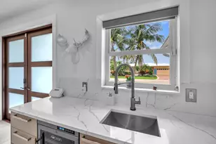 2212 NE 32nd Ave, Fort Lauderdale, FL 33305 - Photo 11