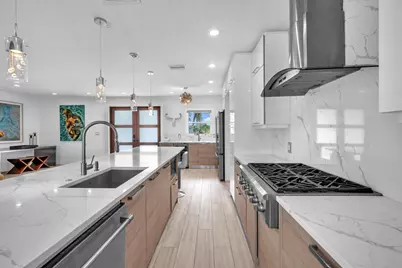2212 NE 32nd Avenue, Fort Lauderdale, FL 33305 - Photo 13