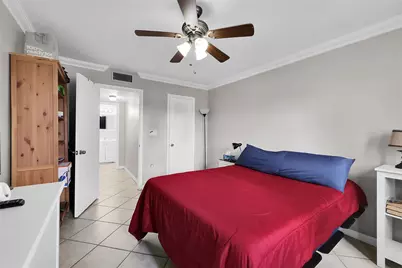 8861 Sunrise Lakes Boulevard #305, Sunrise, FL 33322 - Photo 31