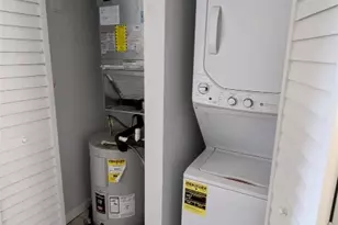 9919 Nob Hill Ln, Sunrise, FL 33351 - Photo 11