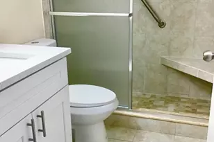 3032 Exeter B Unit, Boca Raton, FL 33434 - Photo 11