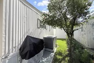 5221 SW 25th Ave, Fort Lauderdale, FL 33312 - Photo 19