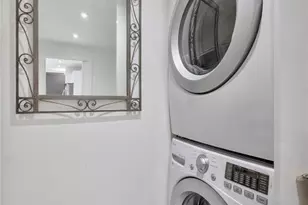 119 NE 19th Ct, Wilton Manors, FL 33305 - Photo 19