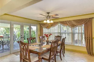 160 SE 12th St, Pompano Beach, FL 33060 - Photo 5