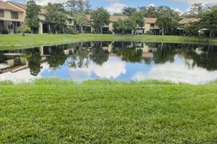 3966 Cocoplum Cir, Pompano Beach, FL 33063 - Photo 19