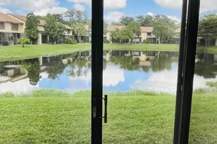 3966 Cocoplum Cir, Pompano Beach, FL 33063 - Photo 17