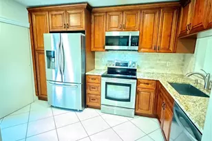 3966 Cocoplum Cir, Pompano Beach, FL 33063 - Photo 5