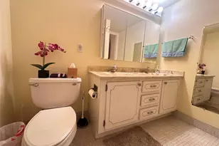126 Grantham B, Deerfield Beach, FL 33442 - Photo 21