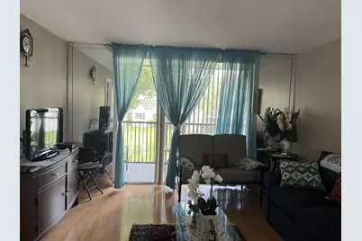 9800 N Hollybrook Lake Drive #202, Pembroke Pines, FL 33025 - Photo 7