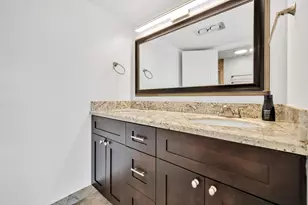 720 Bayshore Dr, Fort Lauderdale, FL 33304 - Photo 11