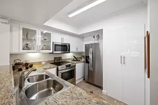 2011 N Ocean Blvd, Fort Lauderdale, FL 33305 - Photo 9