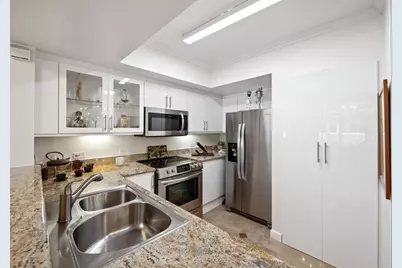 2011 N Ocean Boulevard #206, Fort Lauderdale, FL 33305 - Photo 9