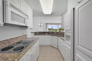 6001 N Ocean Dr, Hollywood, FL 33019 - Photo 13