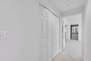 6001 N Ocean Dr, Hollywood, FL 33019 - Photo 17