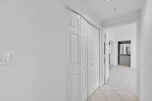 6001 N Ocean Dr, Hollywood, FL 33019 - Photo 17