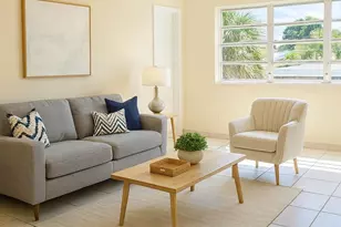 1450 NE 191st St, Miami, FL 33179 - Photo 3