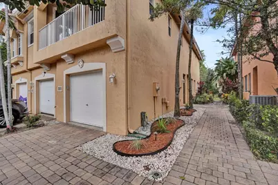 1825 Sonrisa Drive, West Palm Beach, FL 33404 - Photo 33