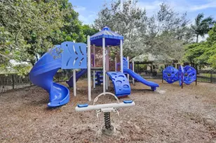 1825 Sonrisa Dr, Riviera Beach, FL 33404 - Photo 47