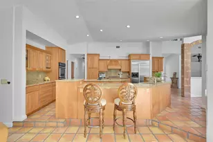 401 Farmington Dr, Plantation, FL 33317 - Photo 17