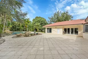 401 Farmington Dr, Plantation, FL 33317 - Photo 45