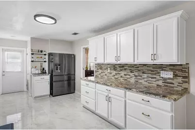 9040 NW 20th Street, Hollywood, FL 33024 - Photo 13