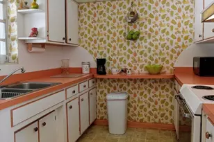 136 Greenbrier Dr, Lake Worth Beach, FL 33461 - Photo 3