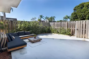 8204 SW 23rd St, North Lauderdale, FL 33068 - Photo 31