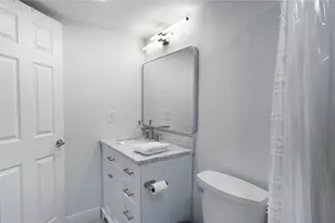 8204 SW 23rd St, North Lauderdale, FL 33068 - Photo 17