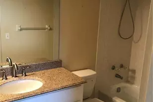 1005 Country Club Dr, Margate, FL 33063 - Photo 11