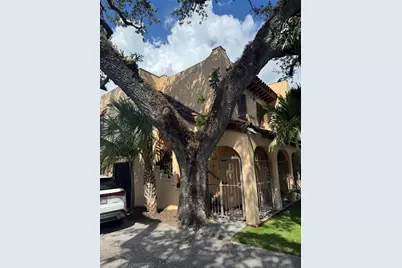 1527 NE 4th Avenue, Fort Lauderdale, FL 33304 - Photo 1