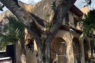 1527 NE 4th Ave, Fort Lauderdale, FL 33304 - Photo 1