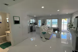 310 S Broadwalk, Hollywood, FL 33019 - Photo 7