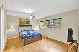 1015 Country Club Dr, Margate, FL 33063 - Photo 7