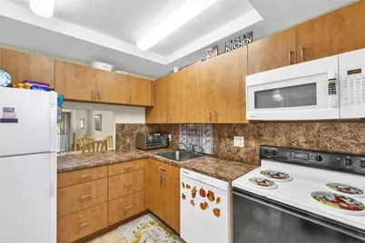 1015 Country Club Drive #203, Margate, FL 33063 - Photo 11