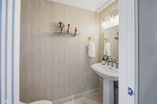 2110 N Ocean Blvd, Fort Lauderdale, FL 33305 - Photo 27