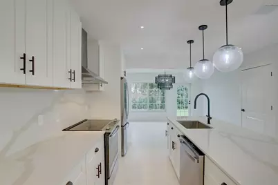 820 NE 23rd Avenue, Pompano Beach, FL 33062 - Photo 9