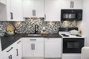 7505 NW 5th Pl, Margate, FL 33063 - Photo 1