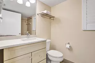 2334 S Cypress Bend Dr, Pompano Beach, FL 33069 - Photo 19