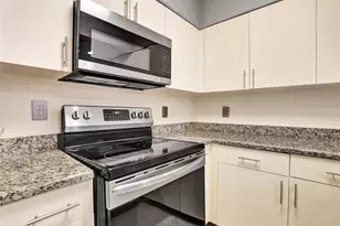 2334 S Cypress Bend Dr, Pompano Beach, FL 33069 - Photo 25