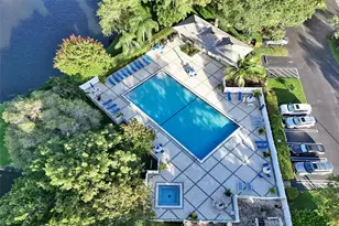 2334 S Cypress Bend Dr, Pompano Beach, FL 33069 - Photo 49