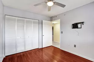 2334 S Cypress Bend Dr, Pompano Beach, FL 33069 - Photo 17