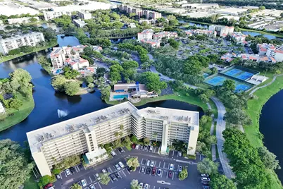 2334 S Cypress Bend Drive #304, Pompano Beach, FL 33069 - Photo 41