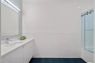 2325 NE 28th St, Pompano Beach, FL 33064 - Photo 27