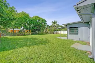 4738 NW 5th St, Plantation, FL 33317 - Photo 13