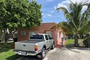 22 SW 11th St, Dania Beach, FL 33004 - Photo 3