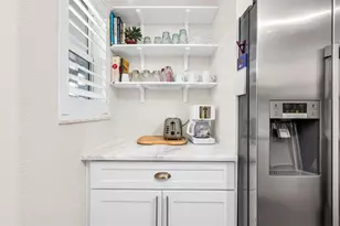 3050 NE 16th Ave, Oakland Park, FL 33334 - Photo 9