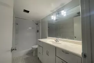 5530 NW 44th St, Lauderhill, FL 33319 - Photo 5