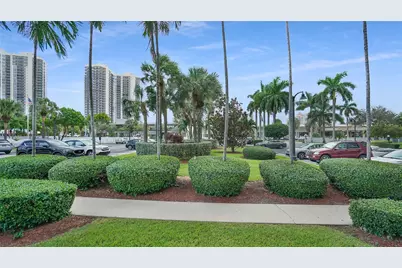 3333 NE 34 Street #109, Fort Lauderdale, FL 33308 - Photo 5